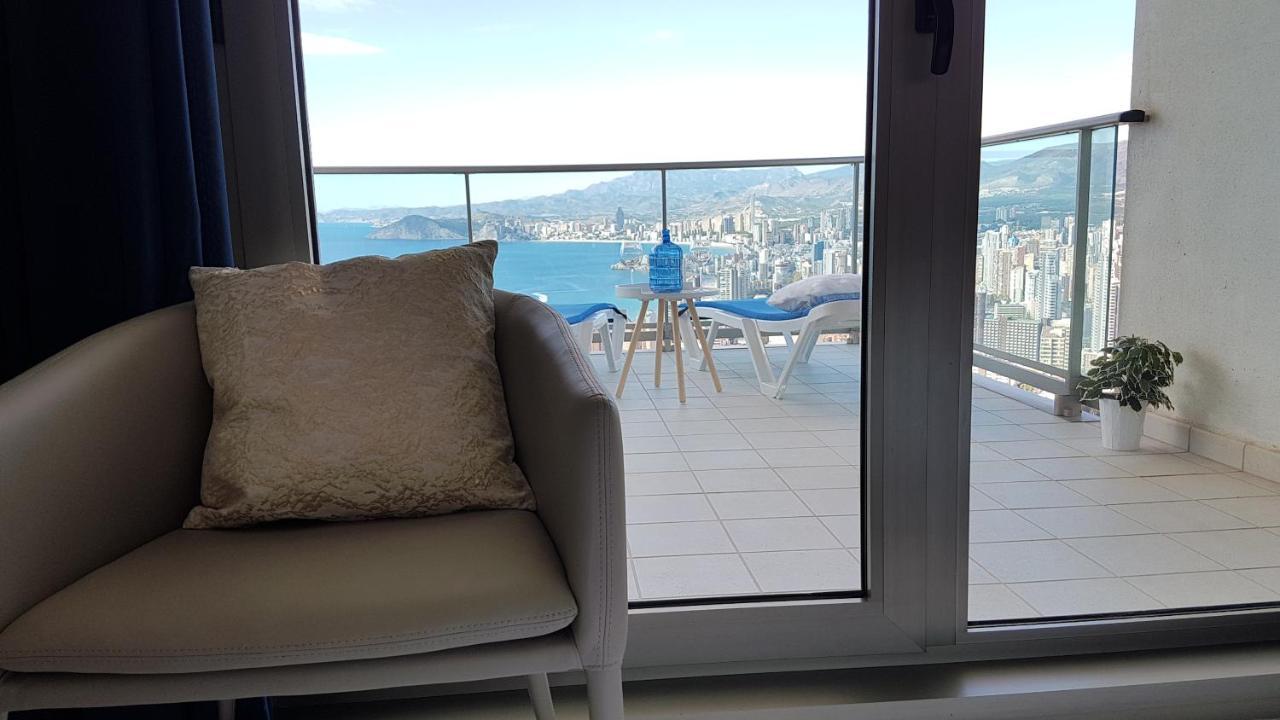 Skyline 26 Stunning Sea Views From A 2-Bedroom Apartment On The 26Th Floor Μπένιντορμ Εξωτερικό φωτογραφία